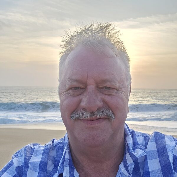 Leon &mdash; founder of CasaConecta